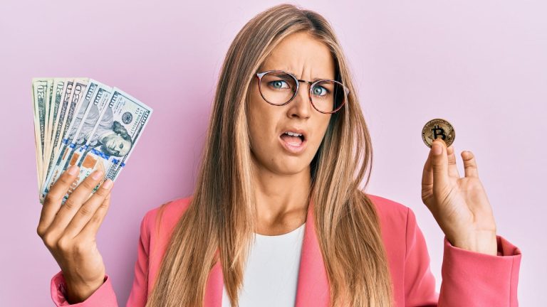 Bitcoin breaks through $20,000 and traders take profits