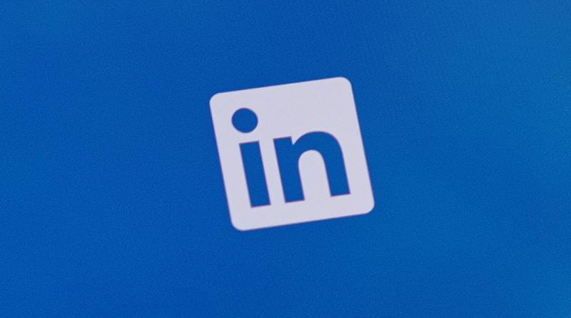 LinkedIn logo Mobile