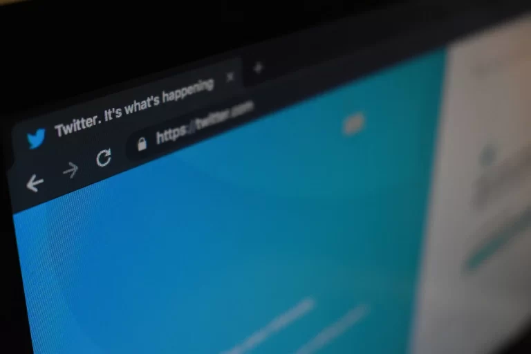 What does “ratio” mean in social networks?