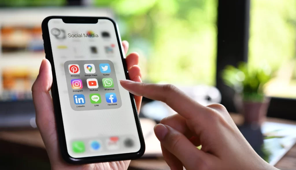 mobile social networks