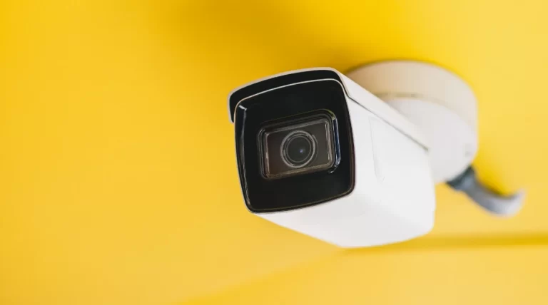 How to detect hidden cameras with the mobile
